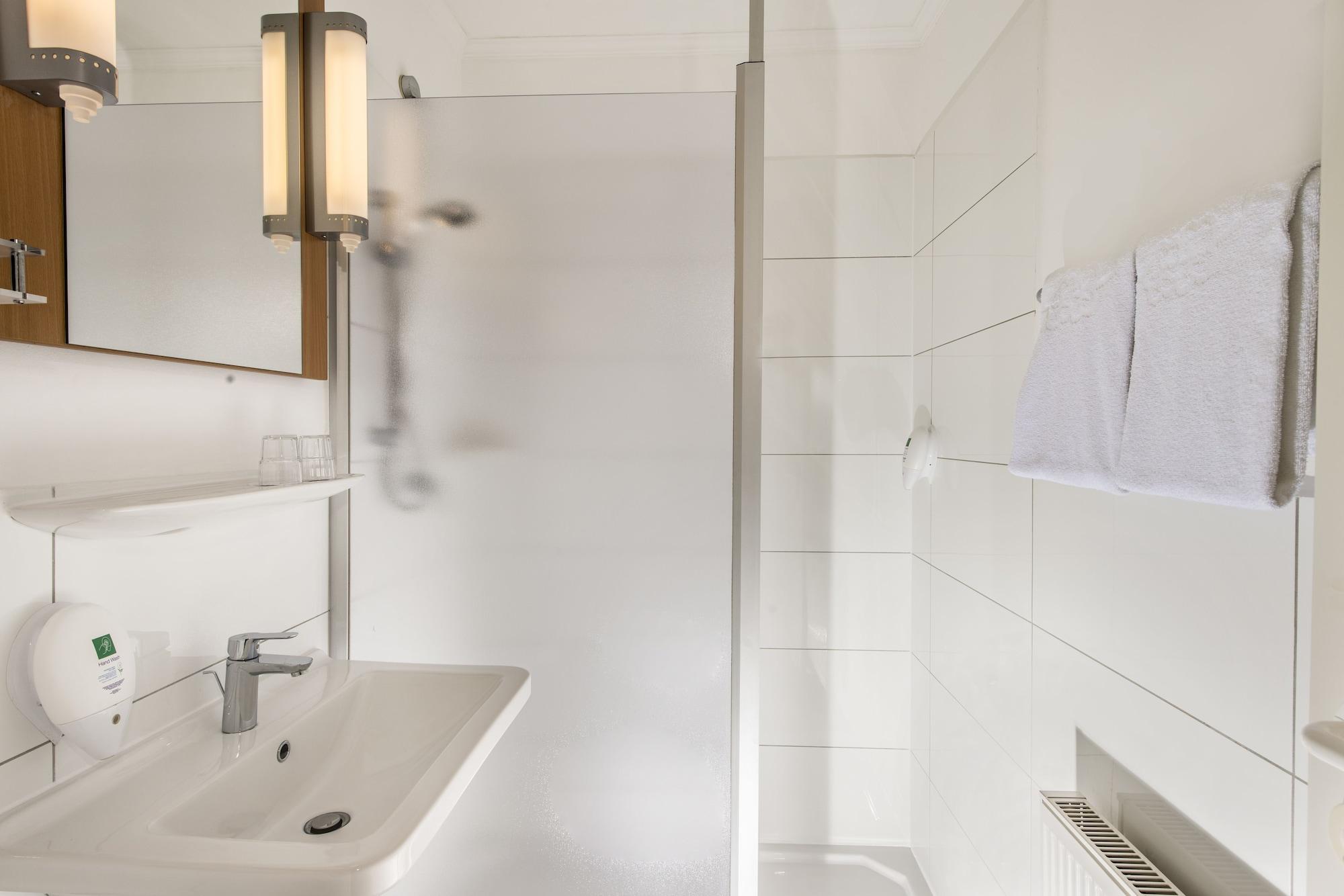 Hotel Ibis Kassel Melsungen Habitación foto