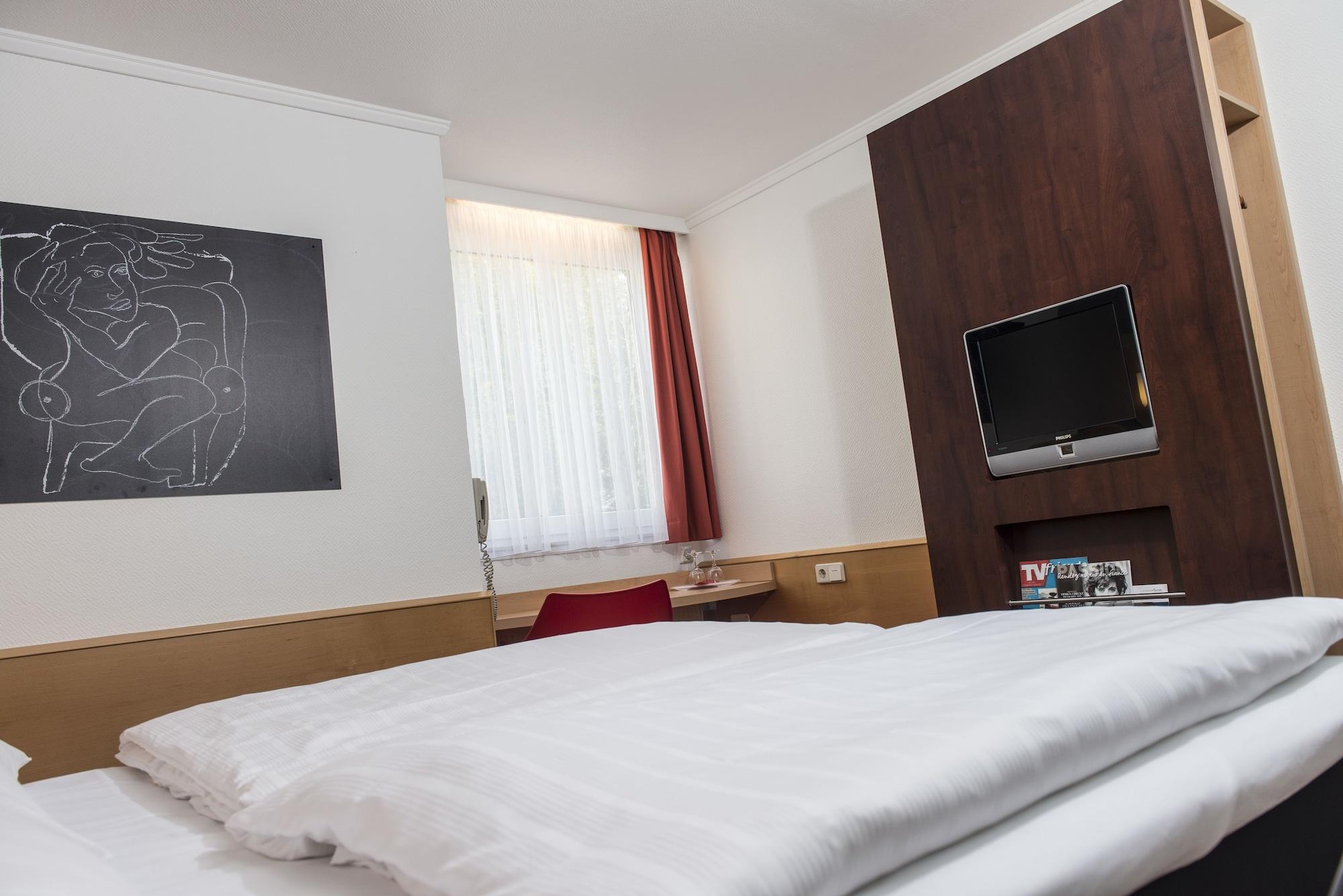 Hotel Ibis Kassel Melsungen Exterior foto