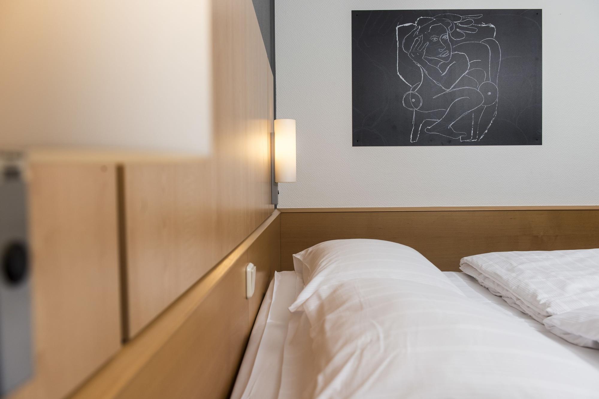 Hotel Ibis Kassel Melsungen Habitación foto